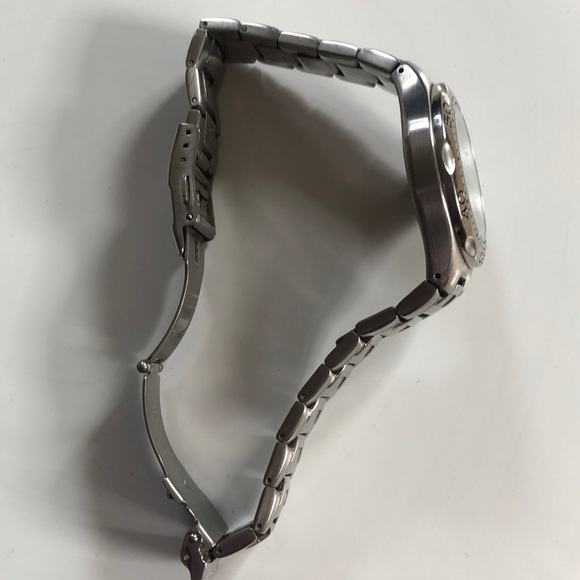 Watch - Picture 2 of 5